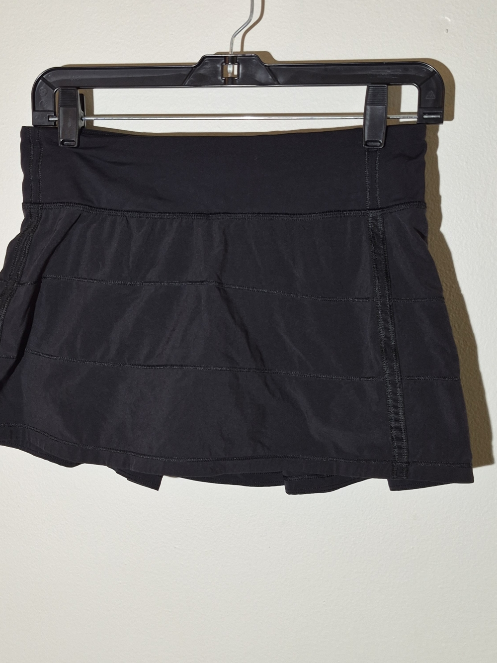 4)Lululemon Black Pace Rival Mid Rise Skirt